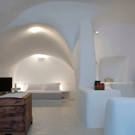 Olyra Traditional Cave Houses Pyrgos Kallistis Exterior photo